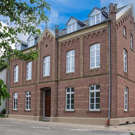 Insel-Apartment Im Herrenhaus Rheinblick 克桑滕 外观 照片