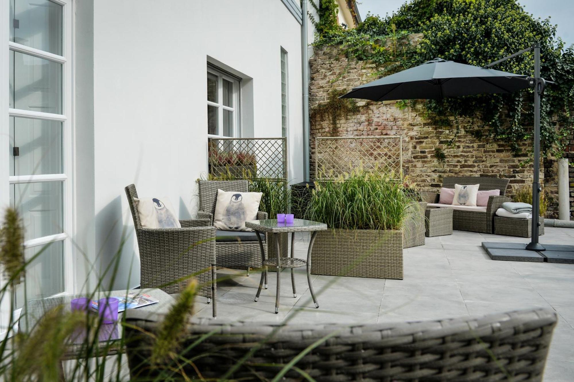 Insel-Apartment Im Herrenhaus Rheinblick 克桑滕 外观 照片